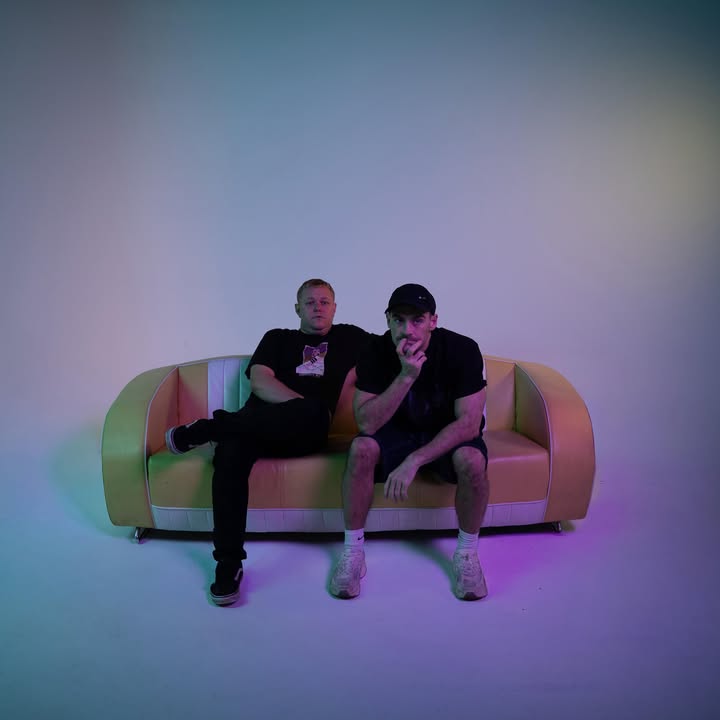 Mas Que Nada Brothers