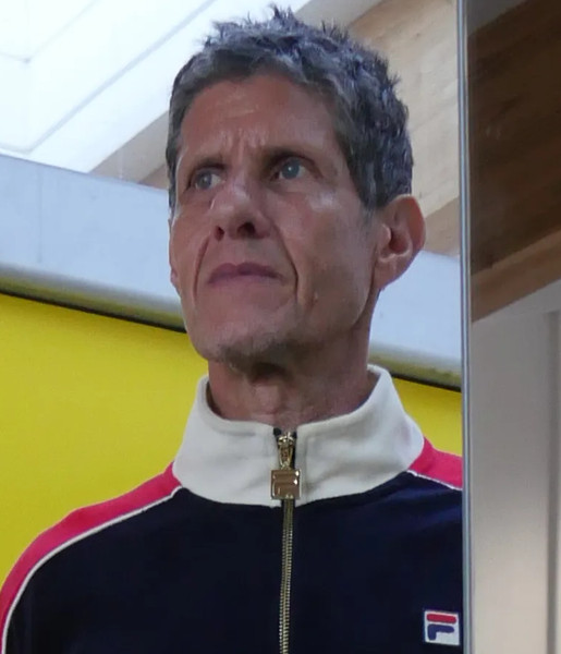 MIKE D